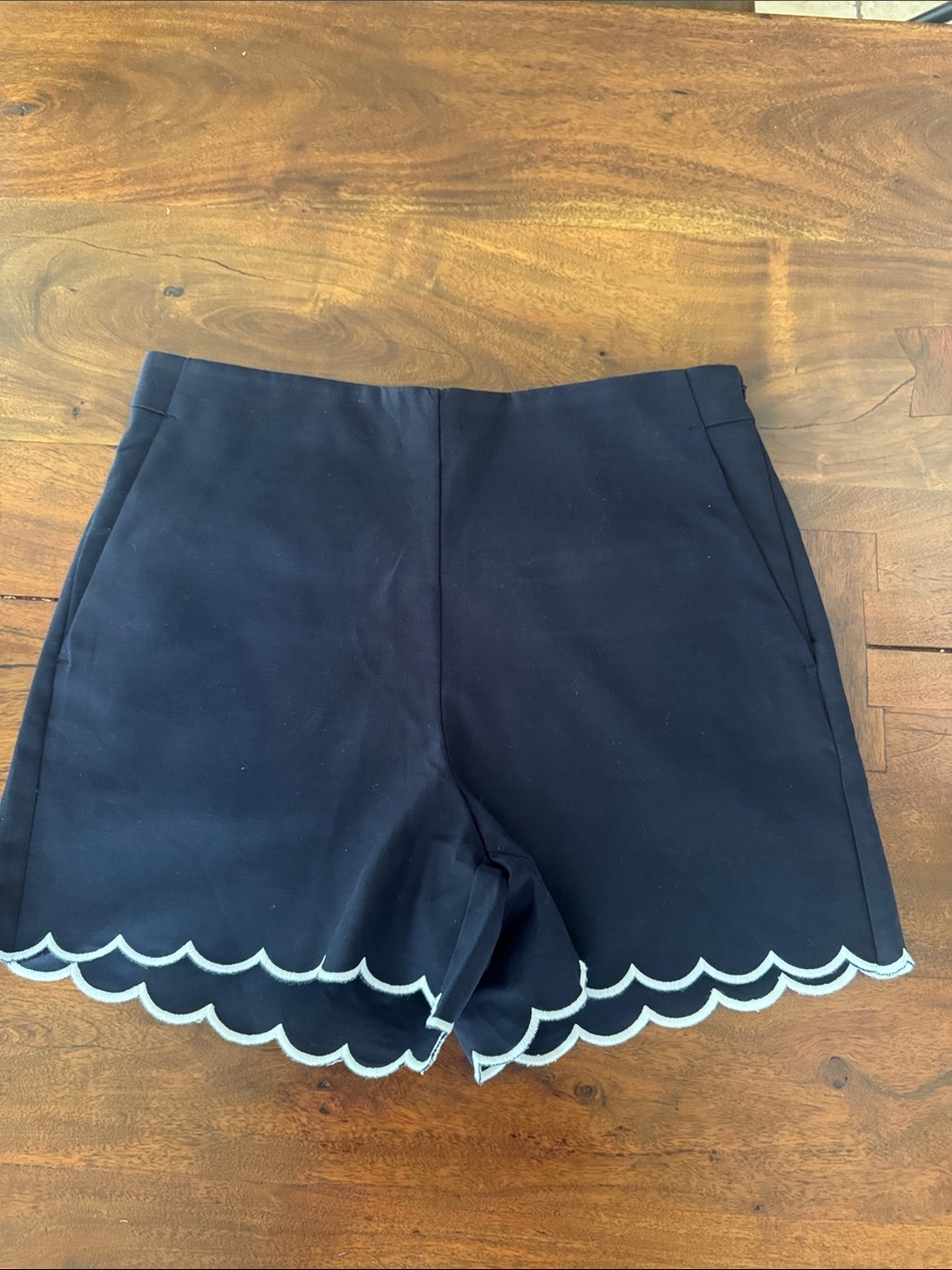 Women’s Navy Scallop-Hem Shorts